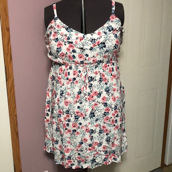 Torrid Dresses & Skirts - Floral Torrid Dress